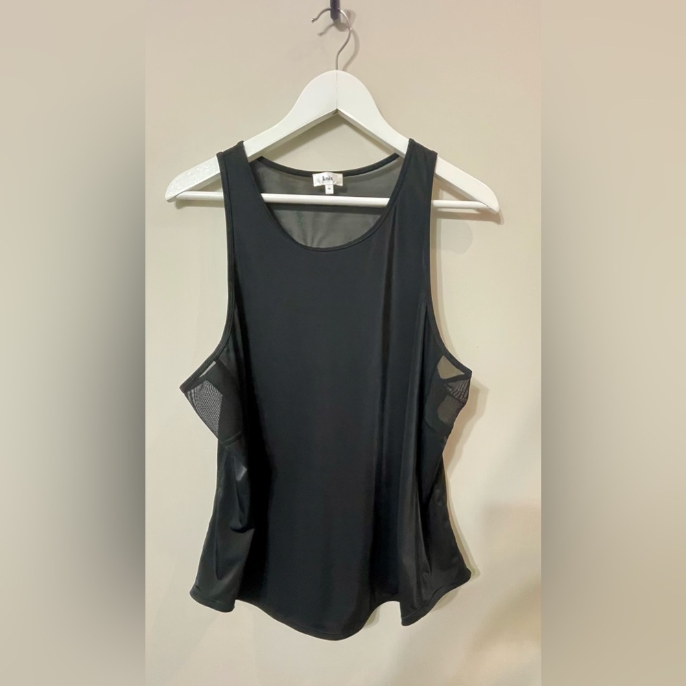 KNIX momentum tank top